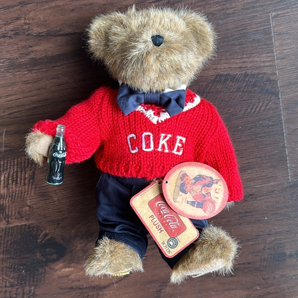 BOYDS BEARS DAVID BOWTIE COCA COLA COLLECTION COLLECTIBLE SWEATER SODA BOTTLE